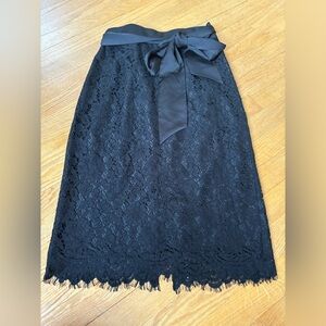 NWT J Crew black floral lace pencil skirt size 4